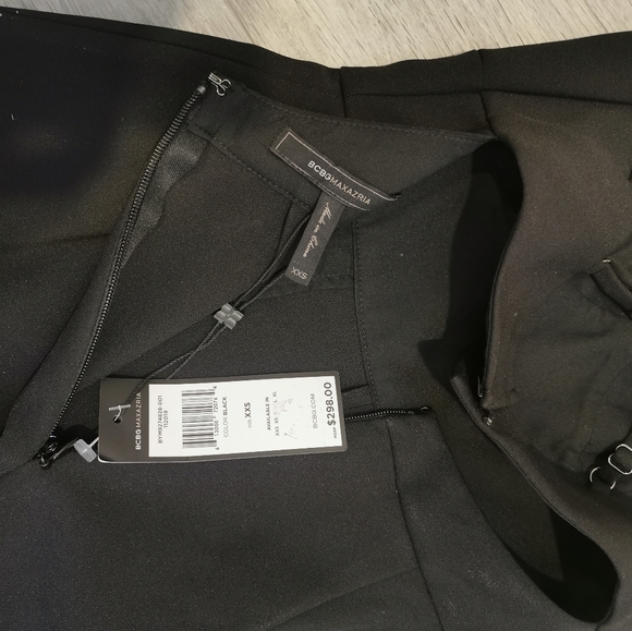 BCBG jumpsuit - Picture 3 of 7